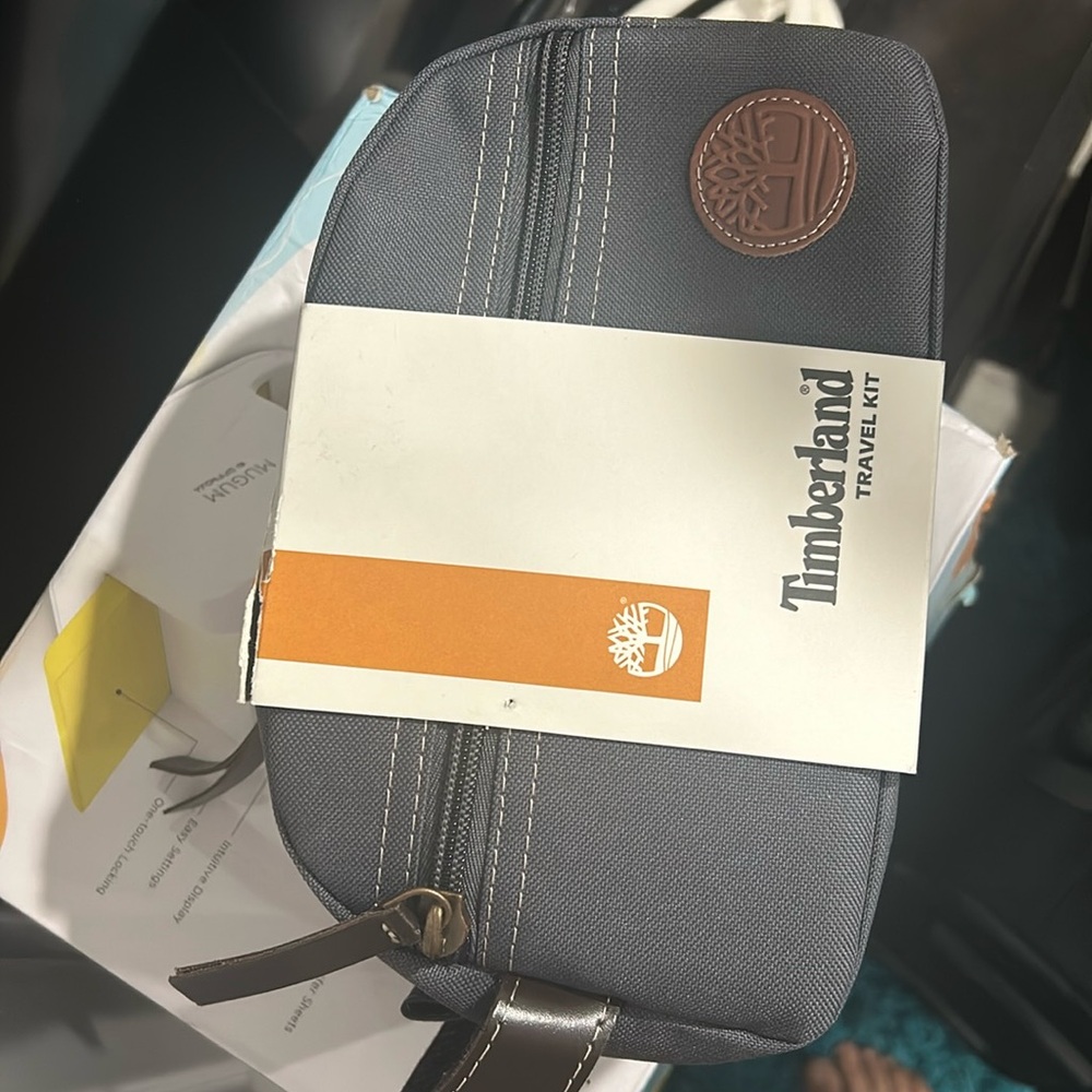 Timberland Topzip travel kit